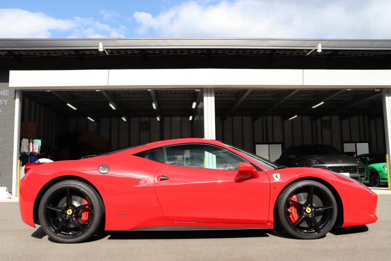即決 2012 スパイダー　スペシャル・バージョン イタリア フェラーリ458 BBR10台限定 1/43 カーボン台座仕様　ベルリネッター・レッド