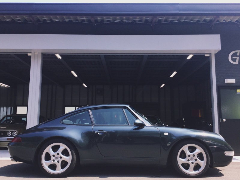 ポルシェ 911(Type993) カレラ エクスクルーシブ 30台限定車