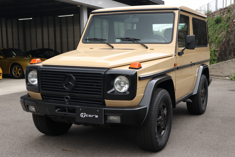 G320ショートボディ/正規ディーラー車/外装サンドベージュ/内装グレー・ウッドパネル/プロフェッショナルホイール/取り扱い説明書・整備記録簿・保証書・スペアキー　完備
