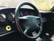 ポルシェ 911(Type993) カレラ　エアロバージョン限定車　6MT