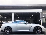 日産 GT-R ブラックエディション