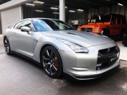 日産 GT-R ブラックエディション