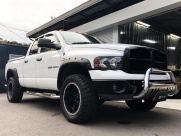 ダッジ ラム1500クワッドキャブ SLT　5.7HEMI