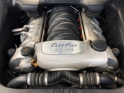 ポルシェ カイエン ターボ