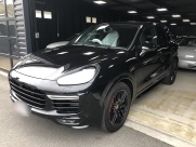 ポルシェ カイエン GTS