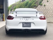 ポルシェ ケイマン GT4