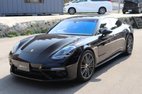 ポルシェ パナメーラ ターボ