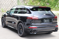 ポルシェ カイエン GTS