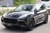 ポルシェ カイエン GTS