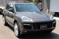 ポルシェ カイエン ターボS