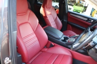 ポルシェ カイエン クーペハイブリッド