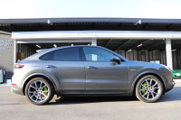 ポルシェ カイエン クーペハイブリッド