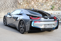 BMW i8 ピュアインパルス