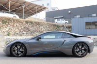BMW i8 ピュアインパルス