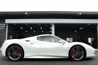 フェラーリ 488スパイダー ベースグレード