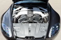 アストンマーティン V12 ヴァンテージ S