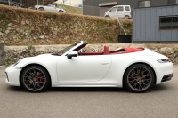 ポルシェ 911(Type992) カレラSカブリオレ