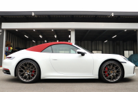 ポルシェ 911(Type992) カレラSカブリオレ