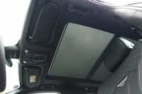 ベントレー ベンテイガ V8