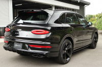 ベントレー ベンテイガ V8