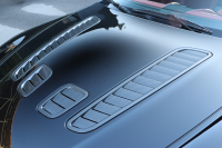 アストンマーティン V12 ヴァンテージ MT