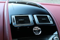 アストンマーティン V12 ヴァンテージ MT