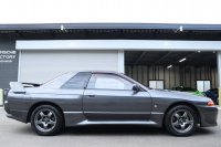 日産 スカイライン GT-R ベースグレード