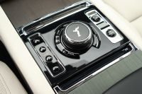 ロールスロイス カリナン 6.75 4WD