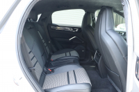 ポルシェ カイエン クーペGTS