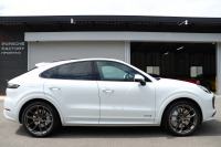 ポルシェ カイエン クーペGTS