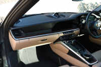 ポルシェ 911(Type992) タルガ4