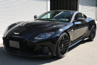 アストンマーティン DBS 770Ultimate