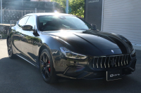 マセラティ ギブリ Sグランスポーツ