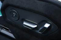 ランボルギーニ ウルス ペルフォルマンテ