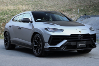 ランボルギーニ ウルス ペルフォルマンテ