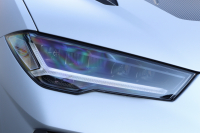 ランボルギーニ ウルス ペルフォルマンテ