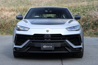 ランボルギーニ ウルス ペルフォルマンテ