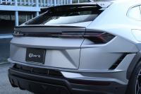 ランボルギーニ ウルス ペルフォルマンテ