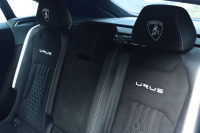 ランボルギーニ ウルス ペルフォルマンテ