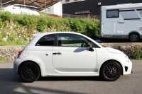 アバルト 695 コンペティツィオーネ