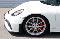 ポルシェ 718スパイダー 