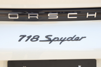 ポルシェ 718スパイダー 