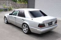 メルセデスベンツ Eクラス E500リミテッド