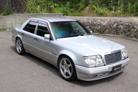 メルセデスベンツ Eクラス E500リミテッド