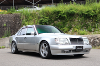 メルセデスベンツ Eクラス E500リミテッド