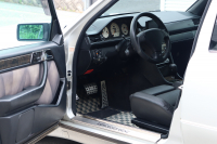 メルセデスベンツ Eクラス E500リミテッド