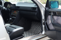 メルセデスベンツ Eクラス E500リミテッド