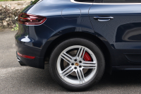 ポルシェ マカン ターボパフォーマンス