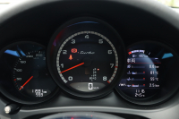 ポルシェ マカン ターボパフォーマンス