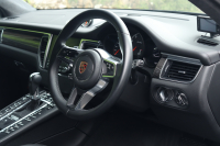 ポルシェ マカン ターボパフォーマンス